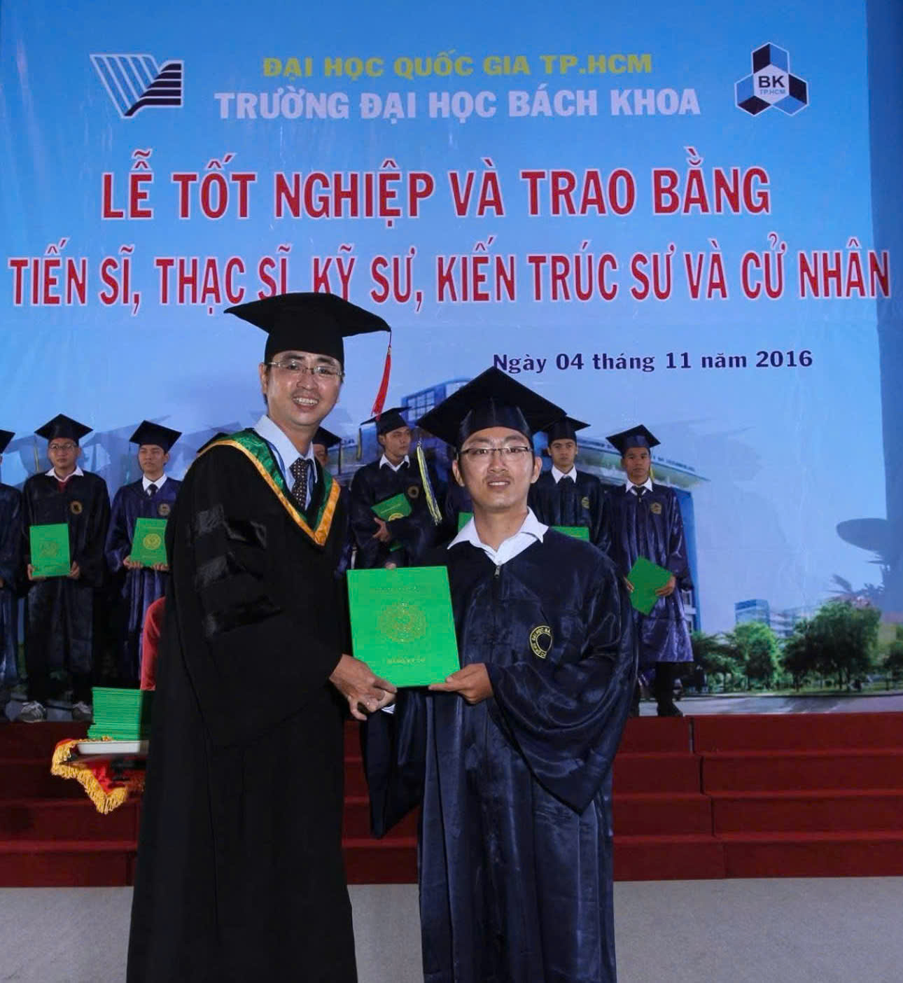 Giới thiệu 2 ANH TOT NGHIEP 1 1