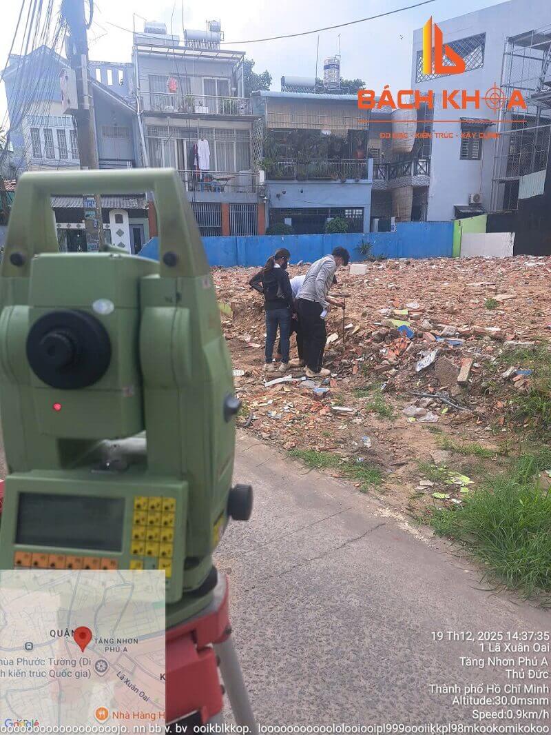 cam moc phuong tang nhon phu 2