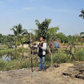 Cơ quan nào có thẩm quyền cắm mốc ranh giới đất theo quy định Nghĩa vụ sử dụng đất đúng ranh giới theo Luật Đất đai 2025