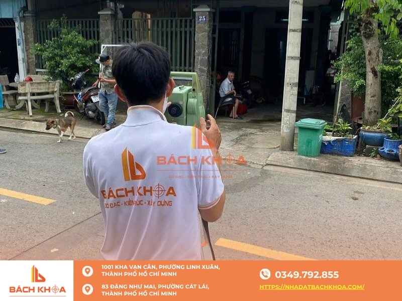 Cơ sở pháp lý quy định về công chứng hợp đồng chuyển nhượng đất