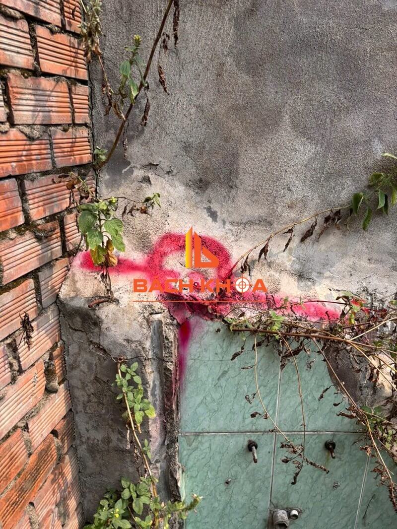 Cắm mốc ranh đất rõ ràng sau khi đo đạc hiện trạng thửa đất Cắm mốc ranh đất rõ ràng sau khi đo đạc hiện trạng thửa đất